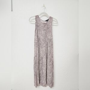 Women's Wishlist dress size small with pockets on the sides